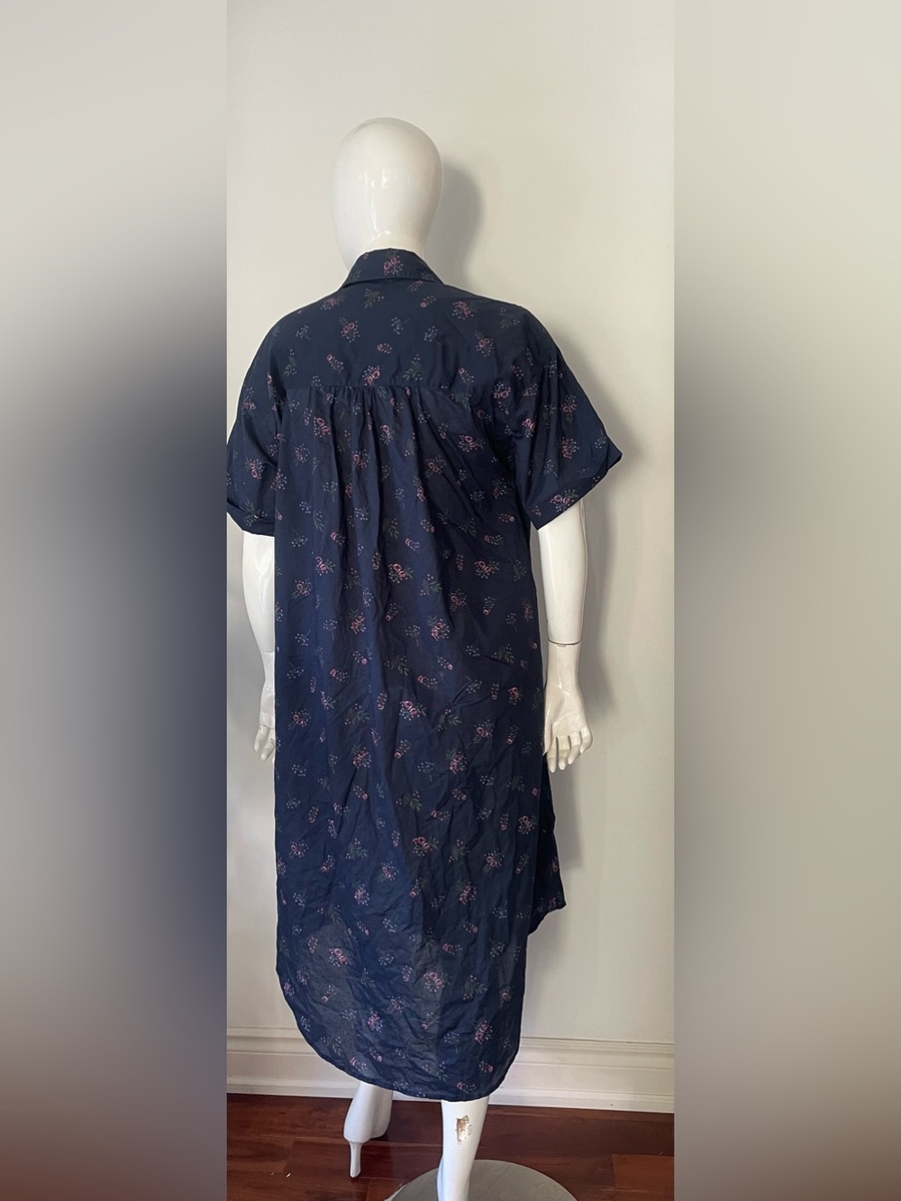 A Bronze Age Floral Shirt Dress XS bruno 
Navy Floral Button-Front - Picture 11 of 11